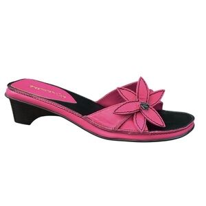 Greenwich Village Sandals Womens 8 Pink Black Leather Flower Kitten Heel Y2K